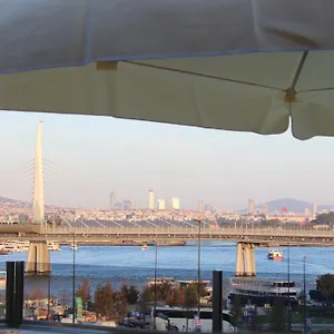 lavin-hotel.istanbul-turkeyhotels.com/