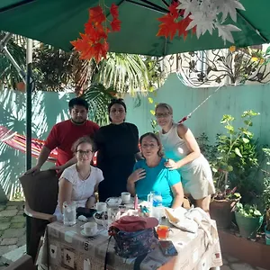 Nino And Ali Guest house